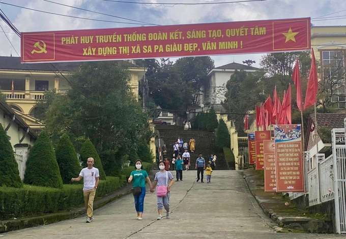 Sapa hotels fully booked for national holiday - 1