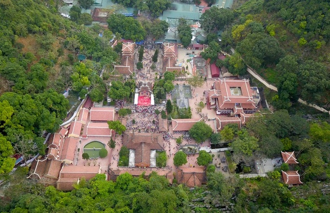 Hanoi approves planning of cable car linking Hoa Binh pagoda - 1