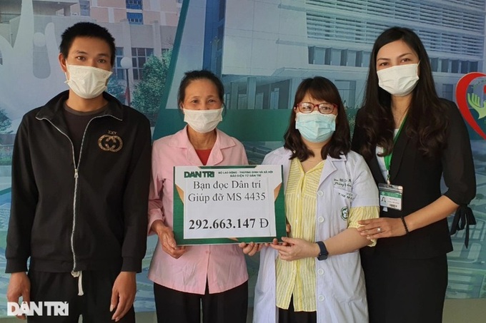 Dantri/DTiNews supports new mother - 2