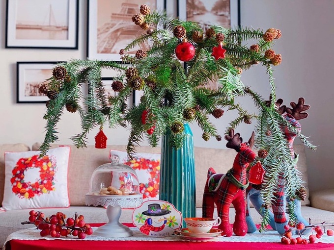 Fresh pine trees become popular for Christmas decorations - 3