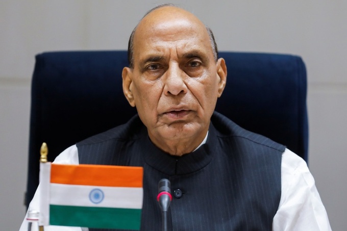 Indian defense minister to visit Viet Nam next week - 1