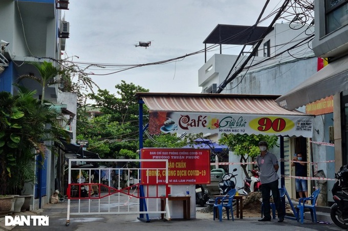 Drones piloted in Danang for monitoring social distancing violations - 3 Drones piloted in Danang for monitoring social distancing violations - 3