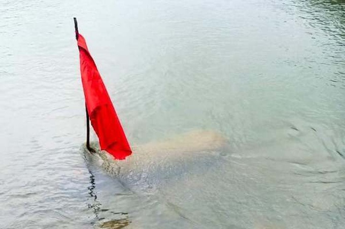 Two big bombs found in Quang Tri - 1