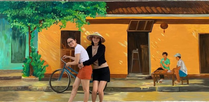 Ninh Thuan mural village attracts visitors - 3 Ninh Thuan mural village attracts visitors - 3