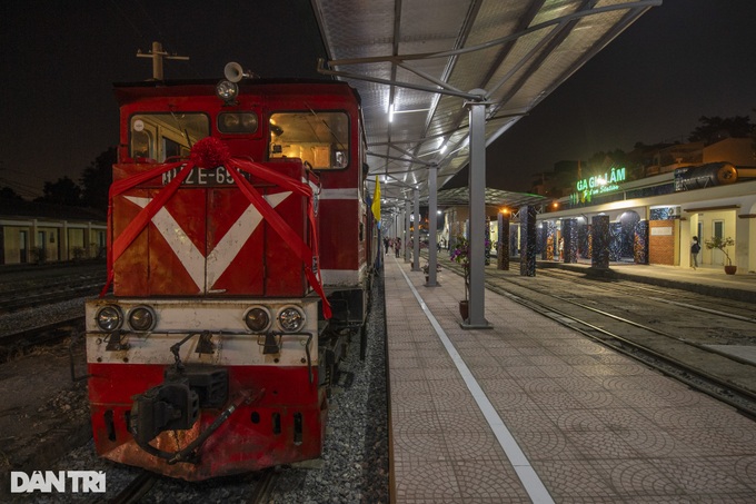 Tourist train services launched in Hanoi - 5 Tourist train services launched in Hanoi - 5