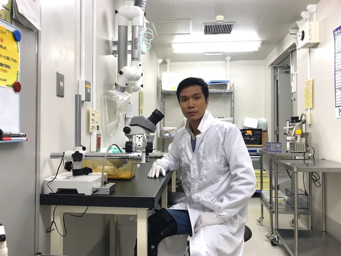 Lecturer inspires students to pursue research - 1