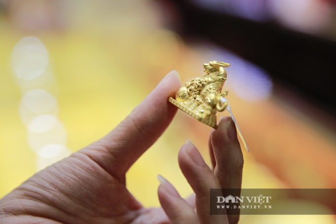 Busy gold shops ahead of the God of Wealth Day - 3