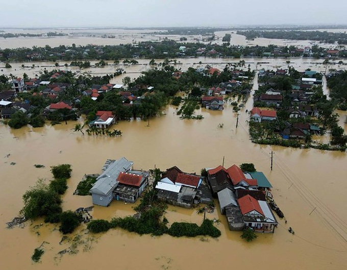 Consecutive storms in Vietnam leave 235 dead and missing - 1