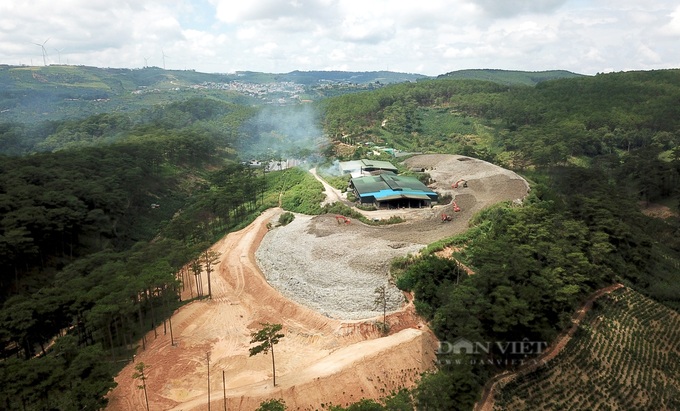 Dalat waste treatment plant accused of causing pollution - 1