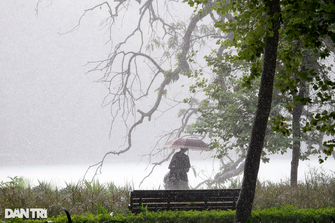 Beautiful Hanoi in autumn - 5