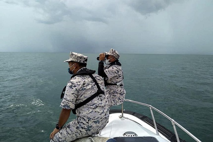 Two European divers rescued after disappearing in Malaysia - 1