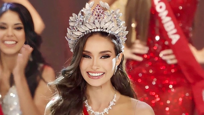 Brazilian girl crowned Miss Charm 2023 in Vietnam - 1