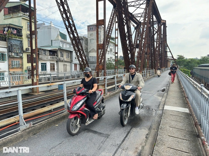 Hanoi rivers reopened - 1