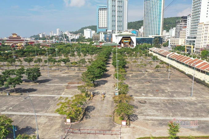 Ha Long’s tourist sites remain deserted after reopening - 2