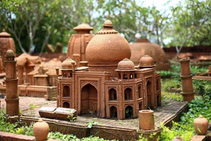 Famous landmarks featured at Hoi An terracotta park - 7