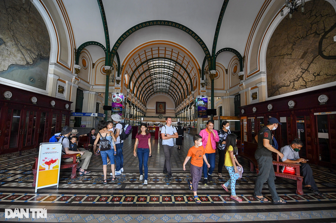 The Travel reveals budget travel tips to Ho Chi Minh City - 1