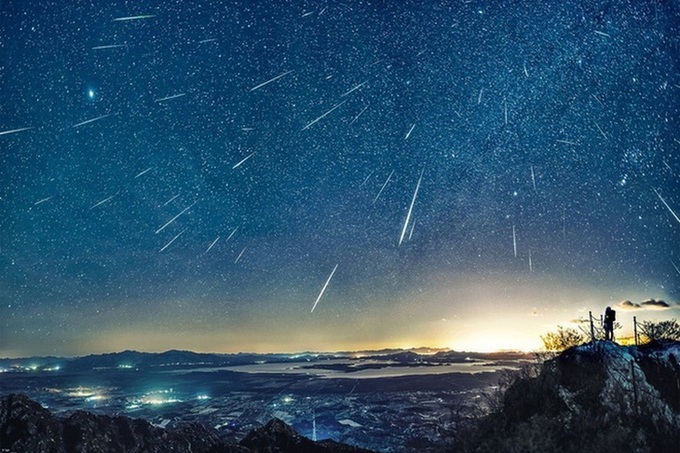 Vietnam welcomes first meteor shower of 2023 - 1