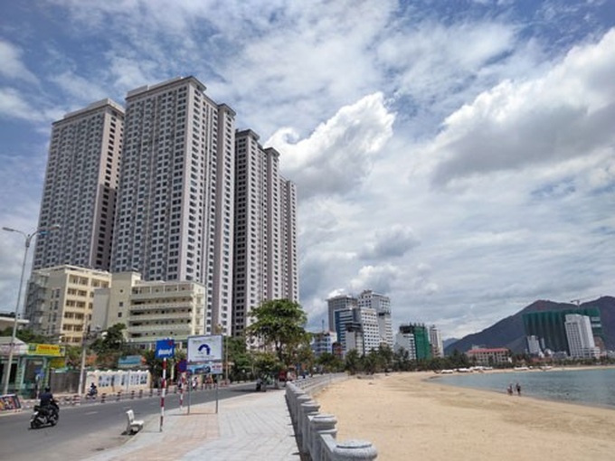 Nha Trang hotels violate construction, fire control regulations - 1