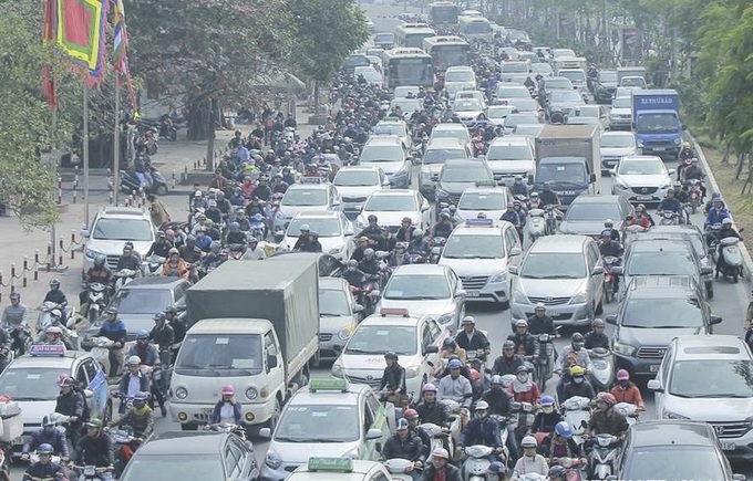 Hanoi’s motorbike ban proposal infeasible, experts say - 1 Hanoi’s motorbike ban proposal infeasible, experts say - 1