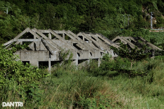 Danang seaside villas deteriorate in sluggish tourism projects - 5