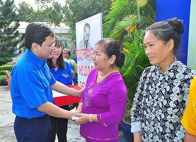 2019 National Volunteer Year launched - 1 2019 National Volunteer Year launched - 1