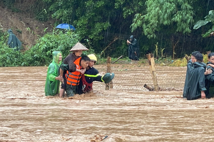Son La severely submerged following torrential rain - 4 Son La severely submerged following torrential rain - 4