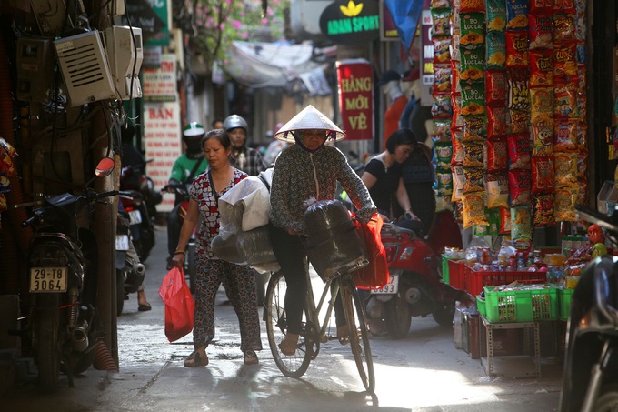 Hanoi's special lane - 1