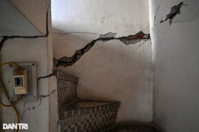 Hanoi metro project blamed for house damage - 7