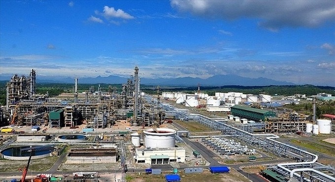 100 experts to work at Nghi Son refinery quarantined - 1