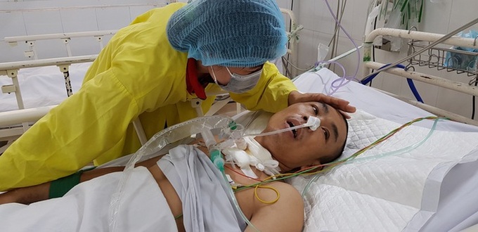 Poor childless couple in Nghe An in dire need of support - 1