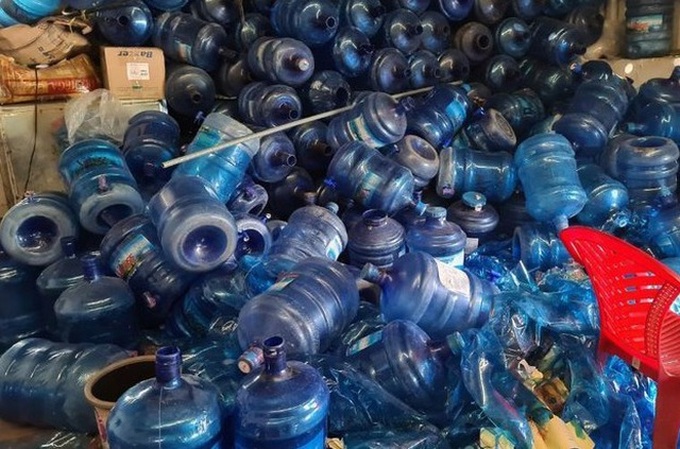 Company found using wastewater for bottled water production - 1