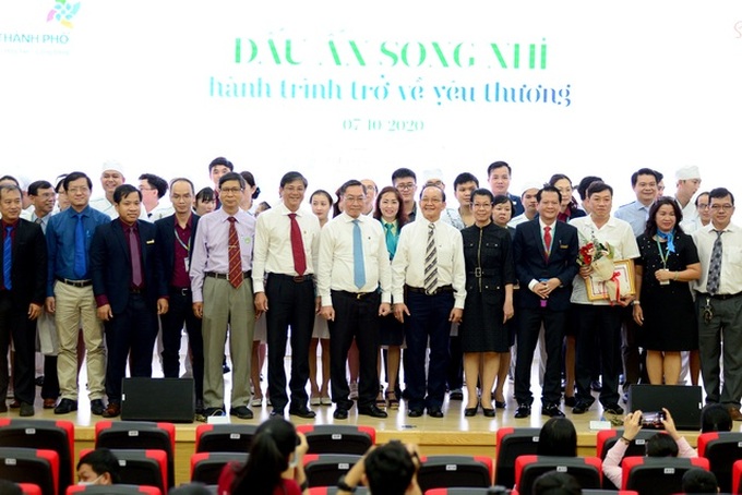 Con-joined twins discharged from hospital - 2