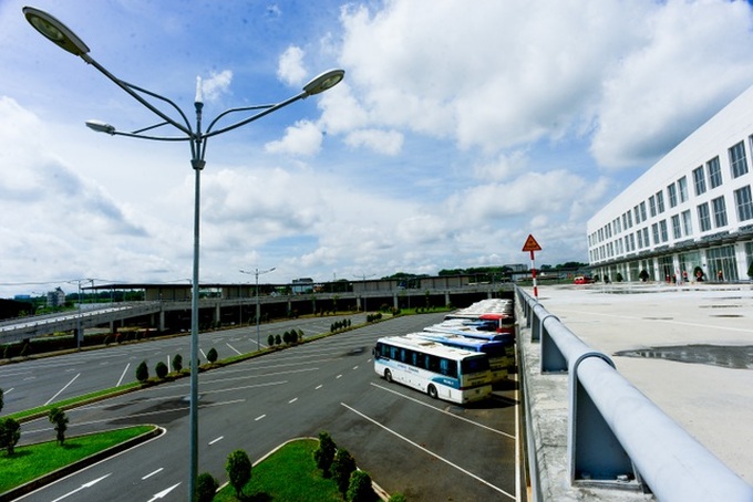 Vietnam’s most modern bus station opens - 8
