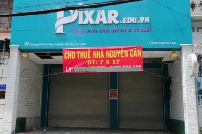 Vast majority of HCM City English training centres close due pandemic - 1 Vast majority of HCM City English training centres close due pandemic - 1