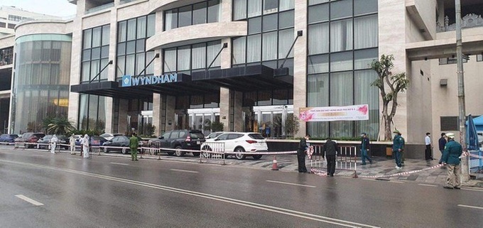 Tourism setback in Ha Long after visitors test positive for Covid-19 - 1