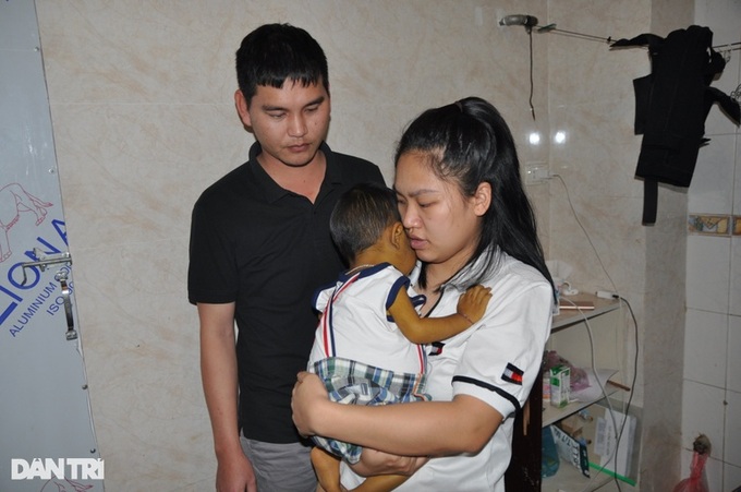 Poor boy receives support for liver transplant - 2