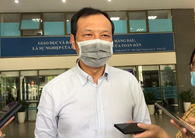 Parents oppose online study fees by international school - 2