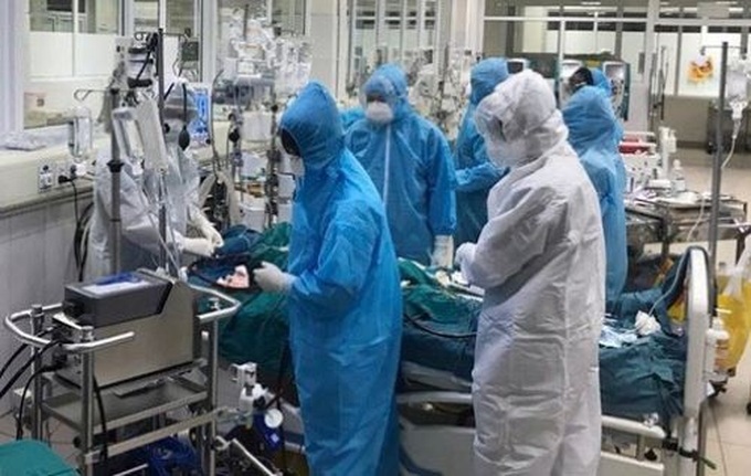 Vietnam passes over 20 days without new Covid-19 infections in community - 1