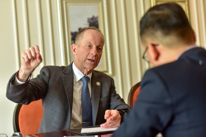 US and Vietnam continue to benefit from relations - 2