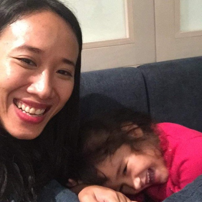 Vietnamese woman reunited with daughter after four years - 1