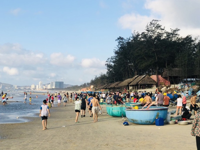 Khanh Hoa to pilot vaccine passports - 1