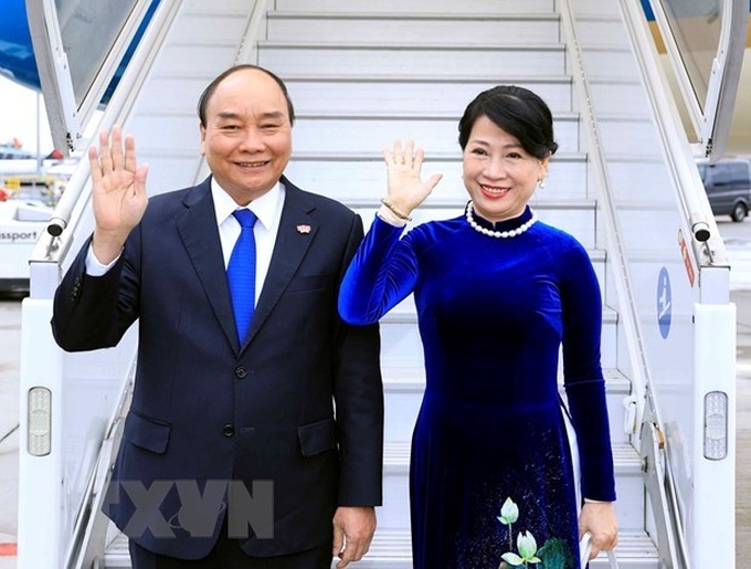 President Nguyen Xuan Phuc heads to Russia - 1