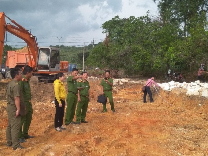 Phu Quoc cracks down on exploitation of natural resources - 1