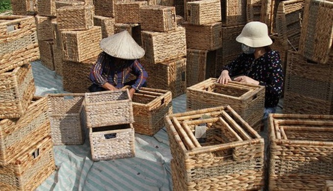 Craft villages in Hanoi resume production - 1 Craft villages in Hanoi resume production - 1