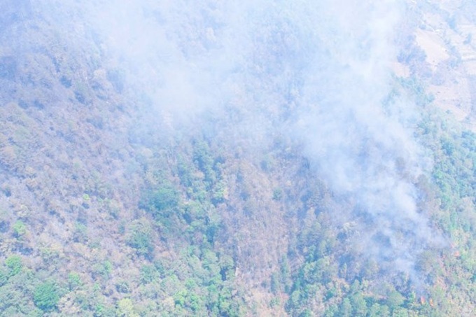 Over 600 help curb Dien Bien forest fire - 1 Over 600 help curb Dien Bien forest fire - 1