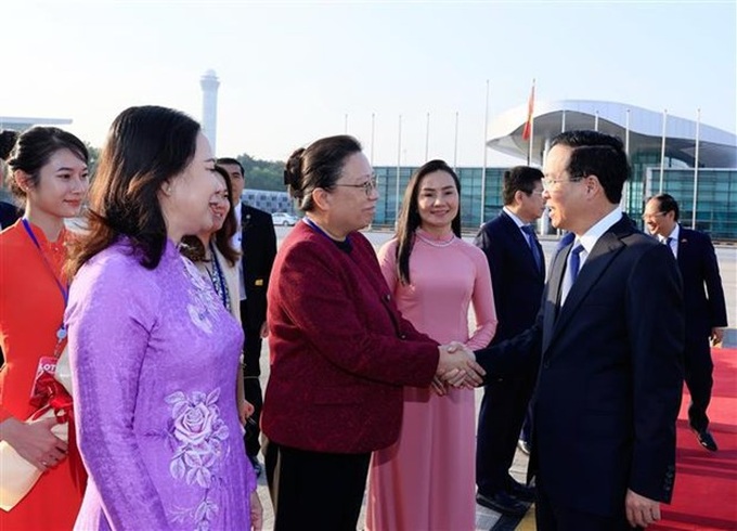 President Vo Van Thuong leaves for third Belt and Road Forum in China - 1