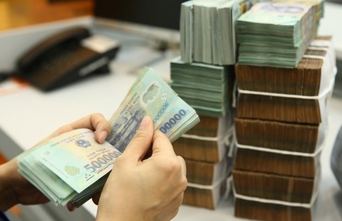Vietnam’s public debt decreases significantly - 1