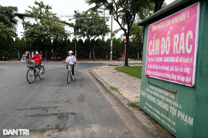 HCM City canal undergoes VND600 billion revival - 6