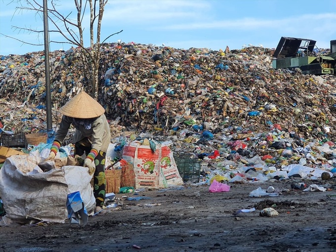 Bac Lieu faces rubbish problem as waste treatment project stagnates - 2 Bac Lieu faces rubbish problem as waste treatment project stagnates - 2