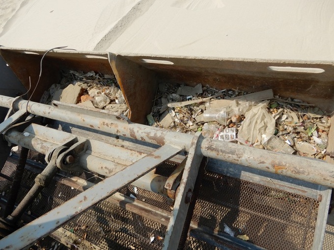 Danang cleans beaches before summer holiday - 3 Danang cleans beaches before summer holiday - 3